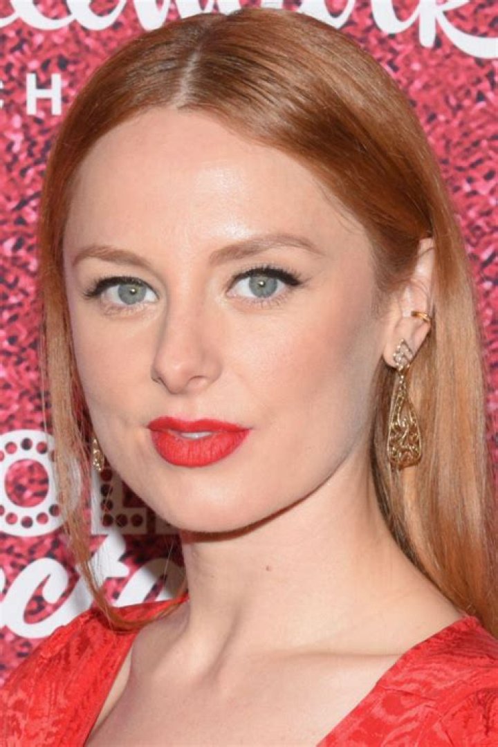 Andrea Runge Net Worth